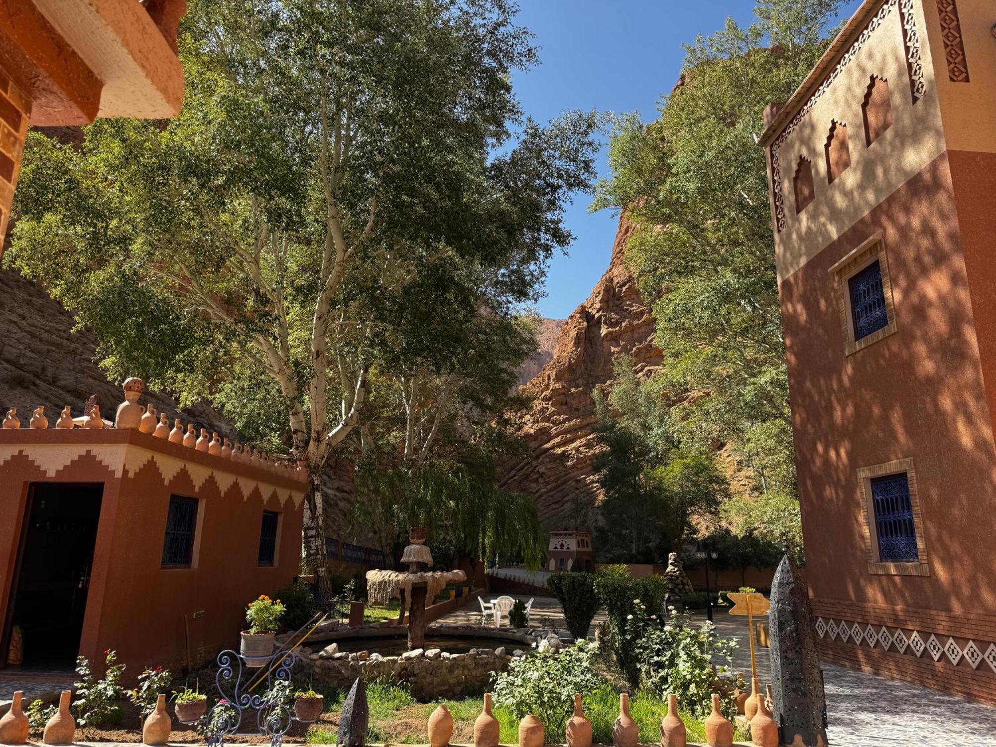 Berbere De La Montagne Hotel Imdiazene Eksteriør billede